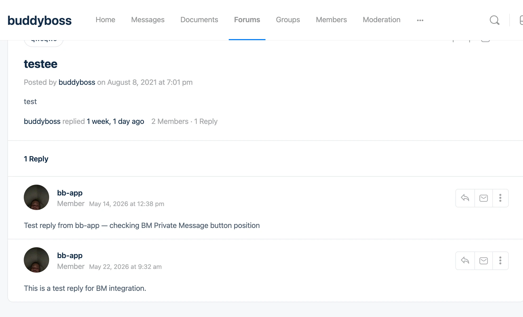 bbPress reply with native Private Message icon between Reply and More actions